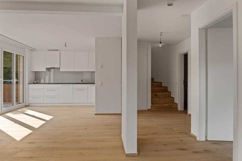 Moderne 3.5-Zimmer Maisonettewohnung dank ausgebautem Dachgeschoss (2)
