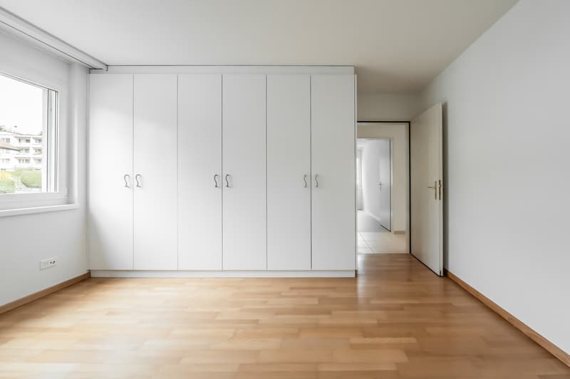Helle Wohnung mit grossem Sonnenbalkon an zentraler Wohnlage (7)