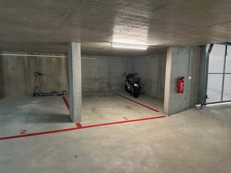 Tiefgarageneinstellplatz Nr. 1 (2)