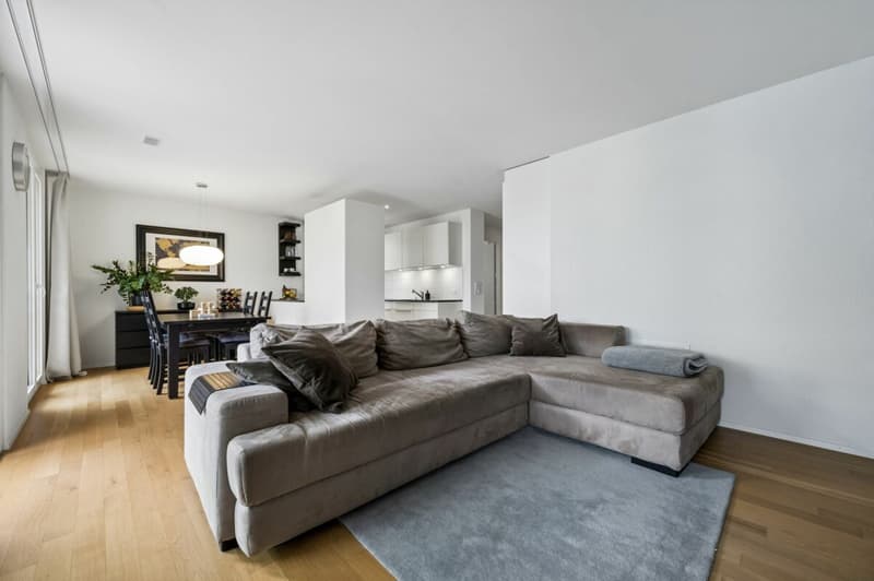 Offenes Wohn- und Esszimmer