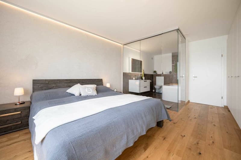 Schlafzimmer mit Bad