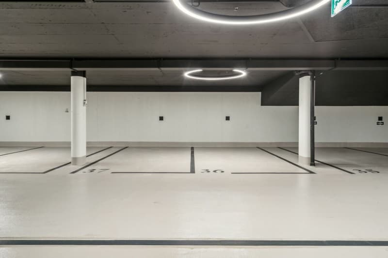 Stilvolle Tiefgarage, EHP-Nr. 36 u. 37