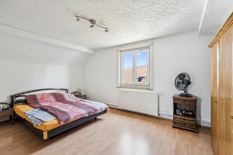 Grosszügiges Zimmer