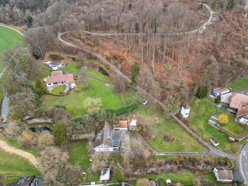 Drohnenaufnahme mit Gesamtübersicht des Baulandes