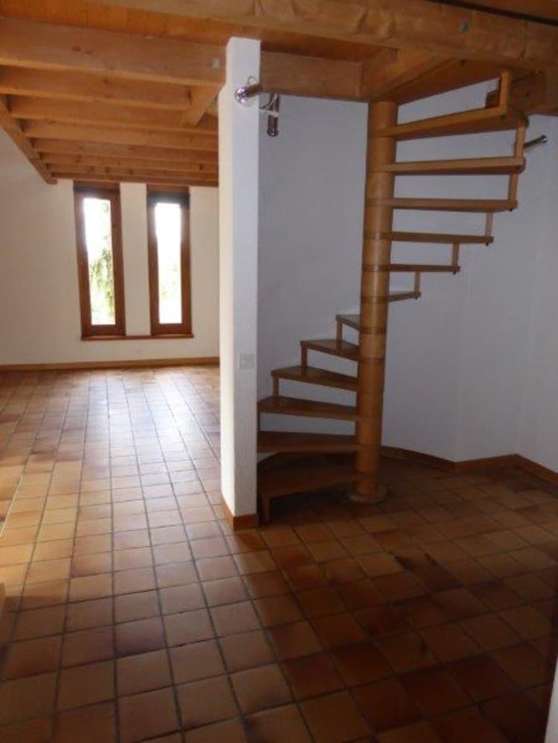 Spacious 5.5-room apartment with balcony and winter garden in Kerzers (15)