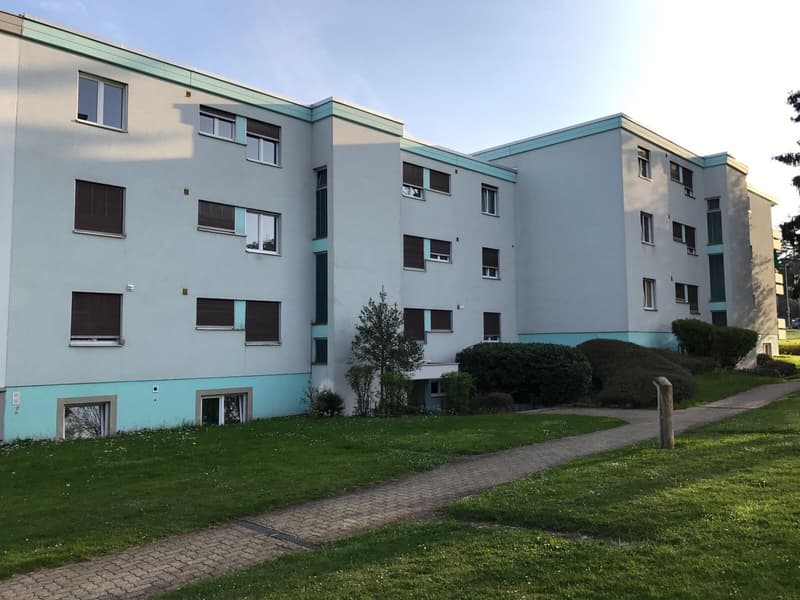 Einstellplätze in Tiefgarage zu vermieten! (1)