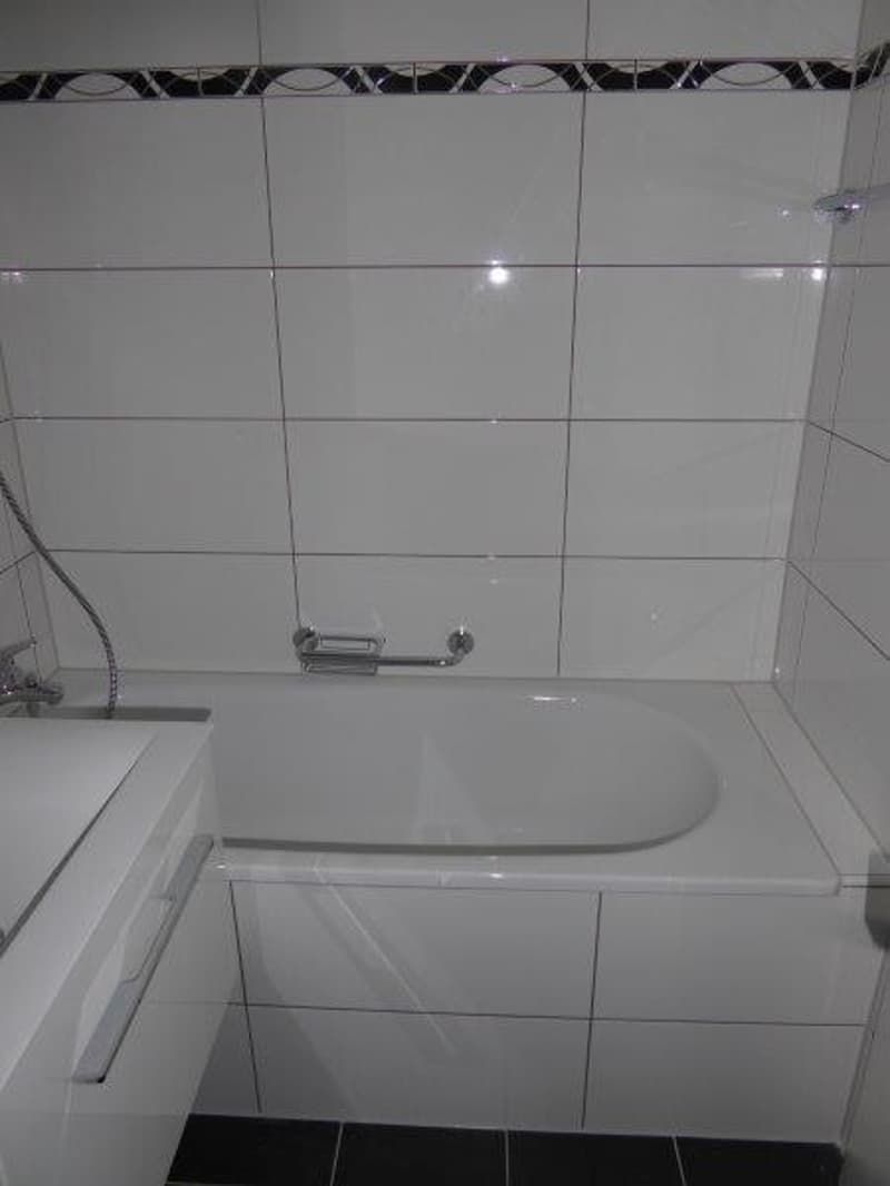 Geräumige 4-Zimmer-Wohnung mit Balkon und Garage in Sierre (14)