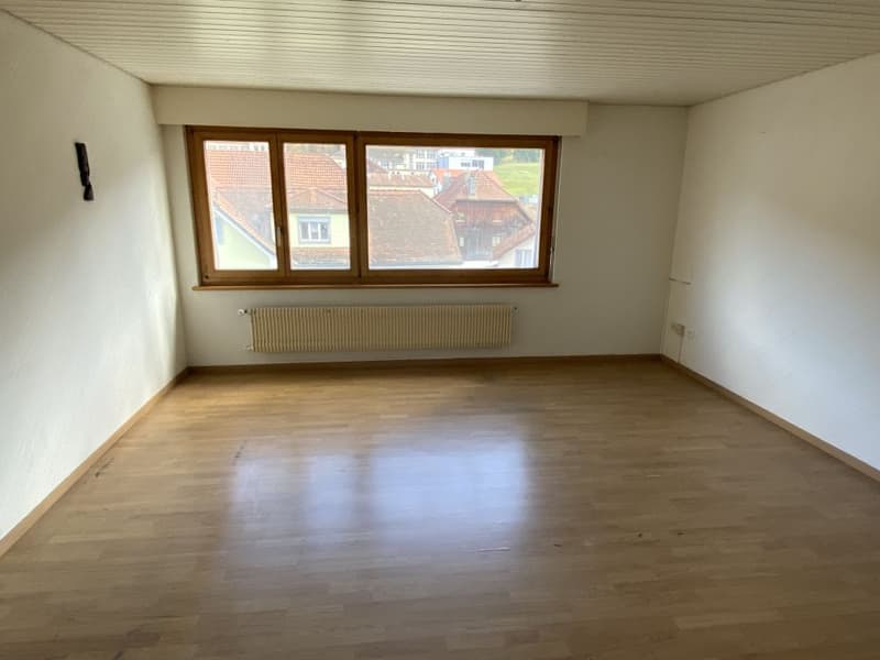 Charmantes 2,5-Zimmer-Wohnung in Bévilard – sofort verfügbar (1)