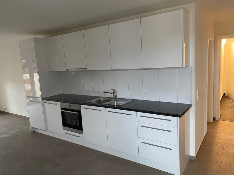 Helles 3-Zimmer-Wohnung mit Balkon im 6. Stock – La Chaux-de-Fonds (1)
