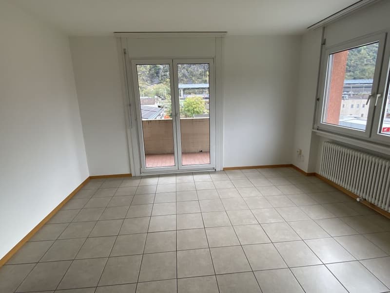 Appartement spacieux de 4,5 pièces avec vue panoramique à Biasca (6)