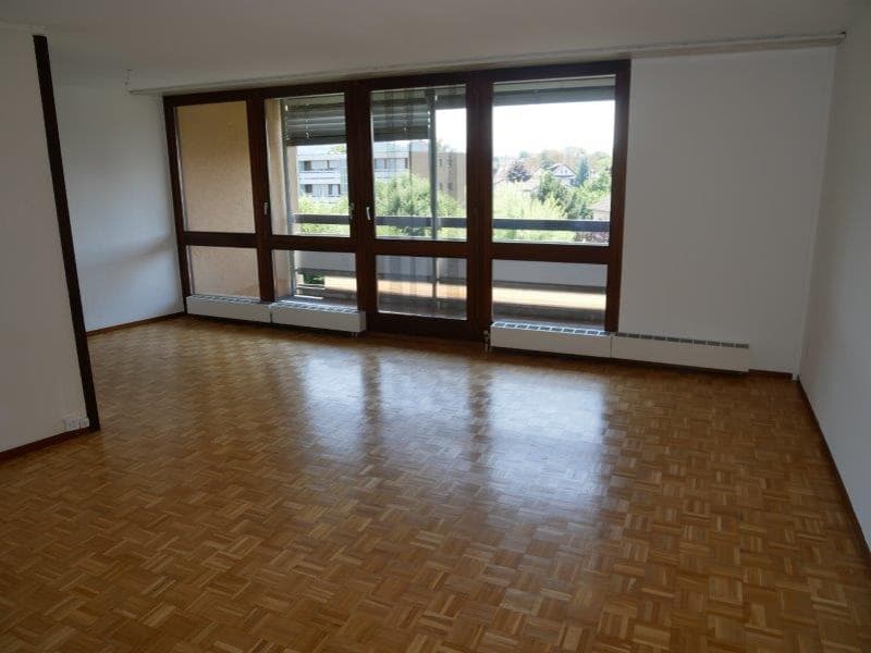 Bright 3.5-room apartment with balcony and beautiful view in Niederlenz (3)