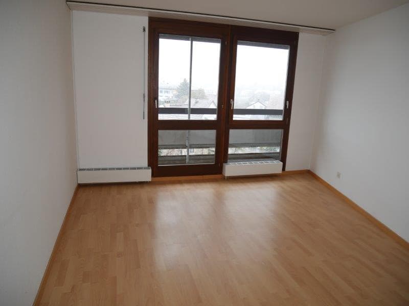 Bright 3.5-room apartment with balcony and beautiful view in Niederlenz (7)