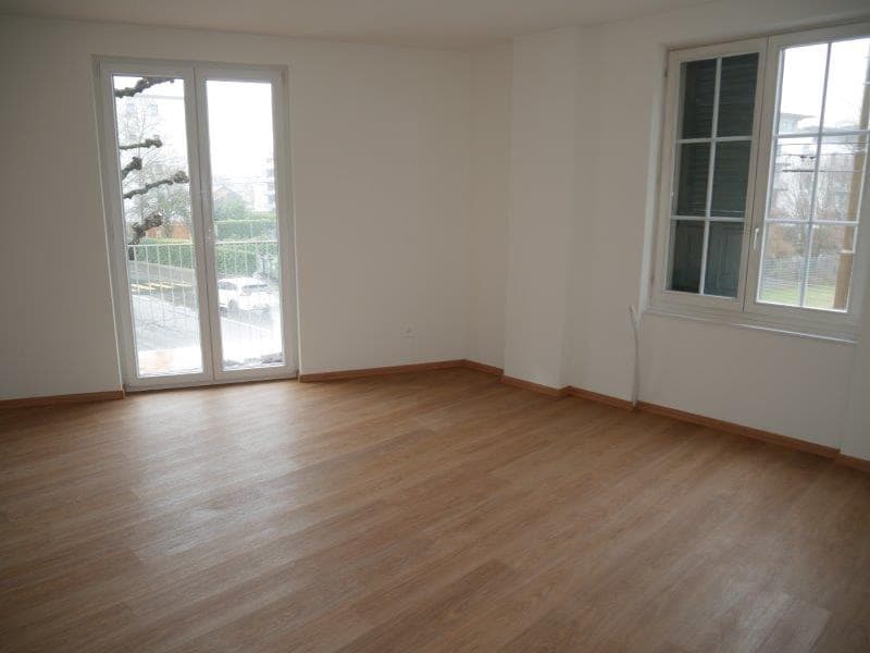 Appartement lumineux 2.5 pièces avec balcon à Biel/Bienne (4)