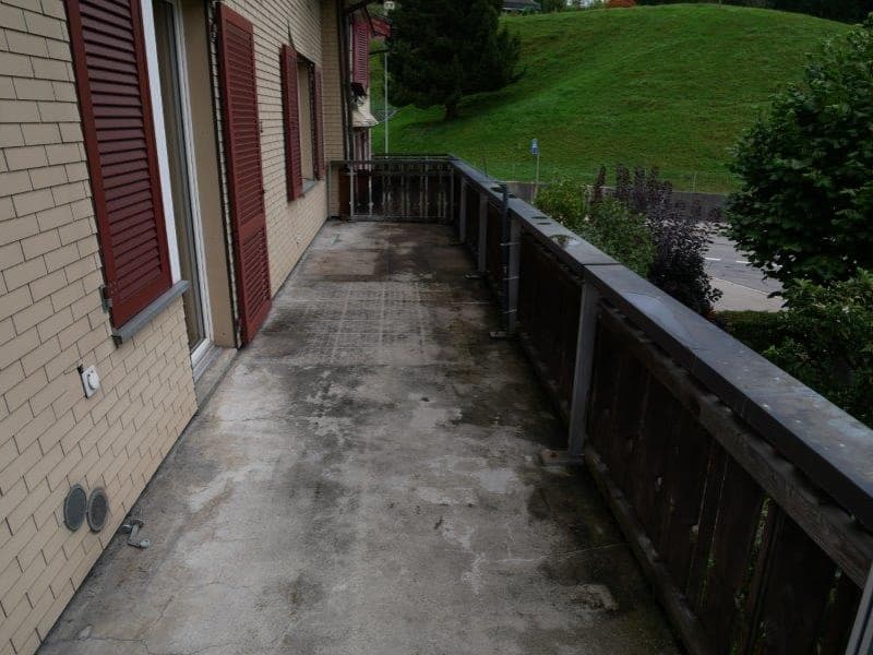 Charmante 4.5-Zimmer-Maisonette-Wohnung mit Balkon und Kamin in Ulisbach (7)