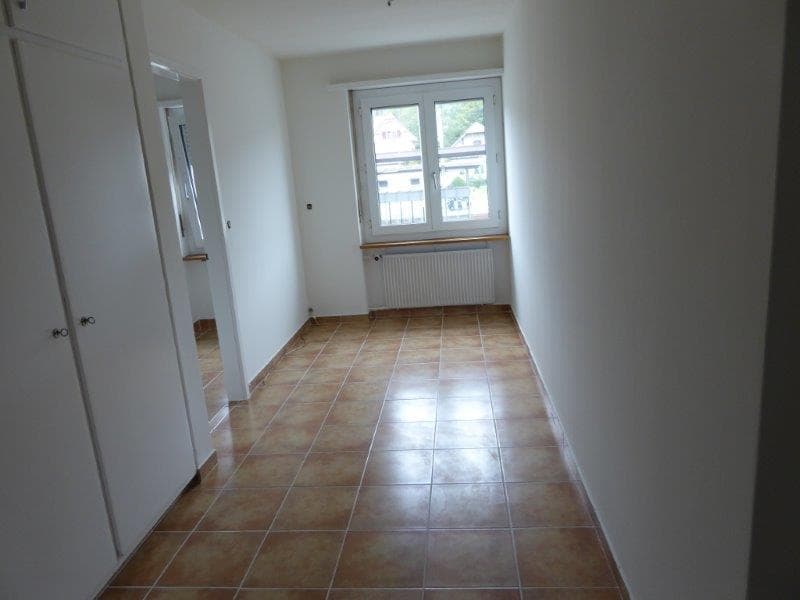 Appartement lumineux 3.5 pièces avec balcon et belle vue à Hägendorf (5)