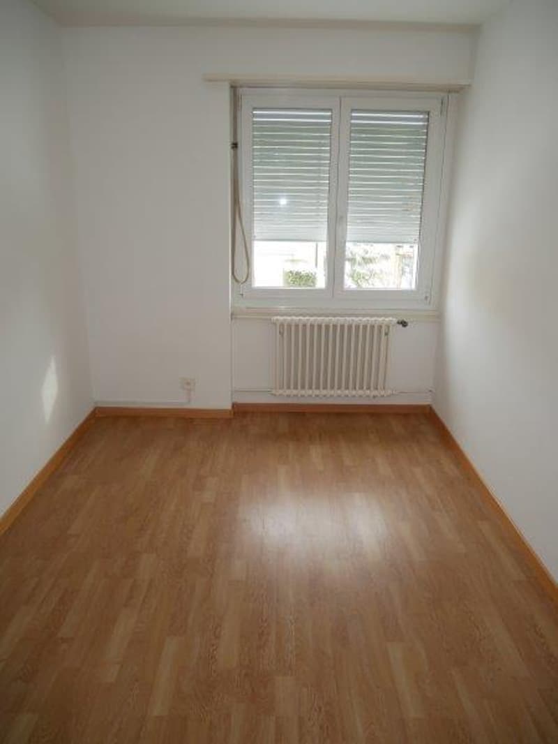 Appartement 4 pièces lumineux avec balcon à Dulliken – disponible à partir d'octobre 2026 (10)