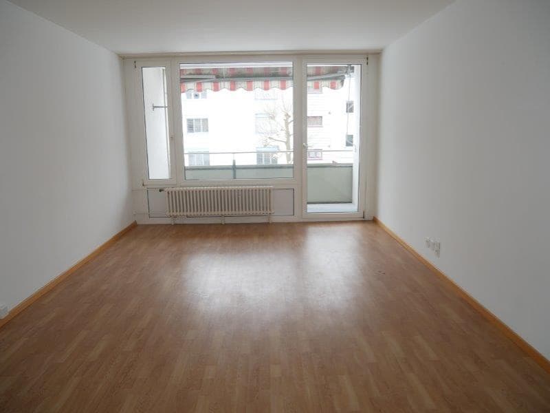 Appartement 4 pièces lumineux avec balcon à Dulliken – disponible à partir d'octobre 2026 (3)