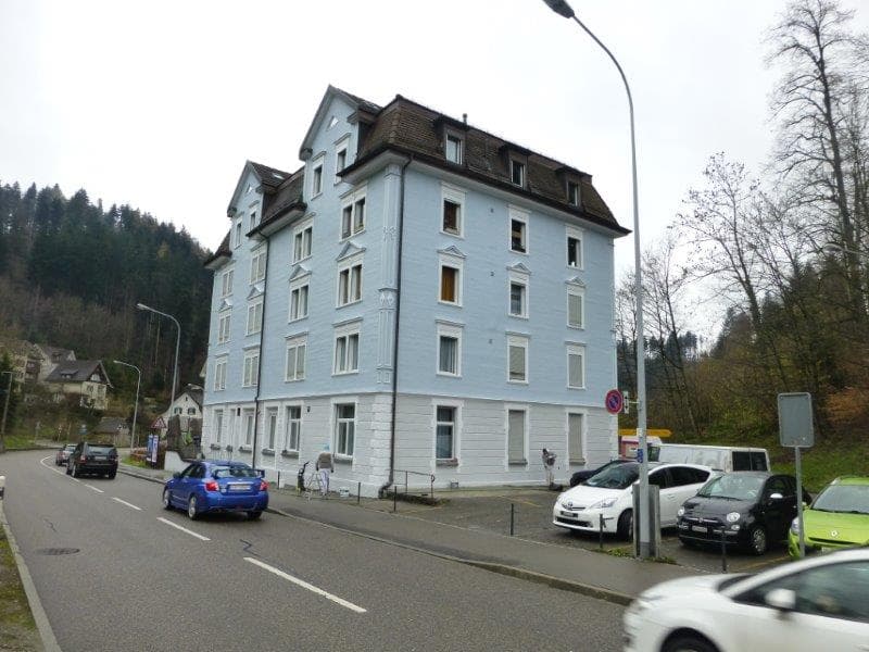 Appartement charmant de 2,5 pièces au rez-de-chaussée sur la Teufener Strasse, St. Gallen (1)