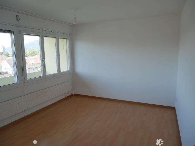 Moderne 3.5-Zimmer-Wohnung mit Balkon in Biel/Bienne (3)