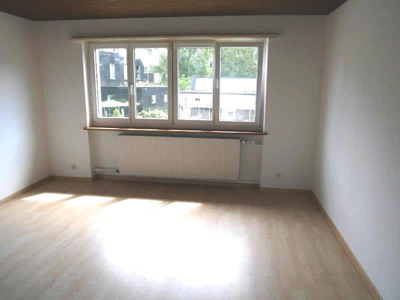 Weiträumige und helle 2.5 Zimmerwohnung zu vermieten (4)