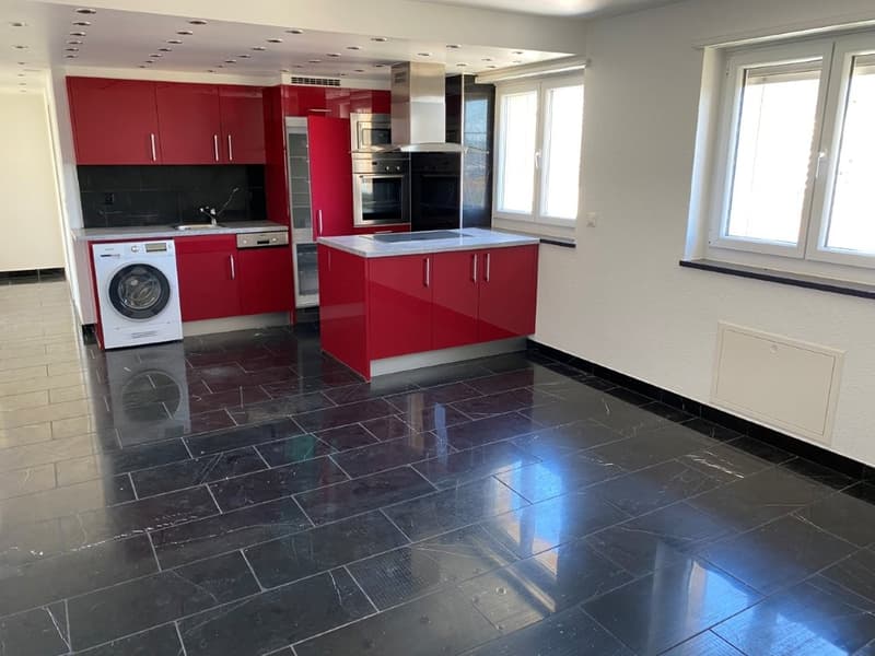 Appartement moderne de 4.5 pièces avec balcon et vue panoramique – La Chaux-de-Fonds (7)