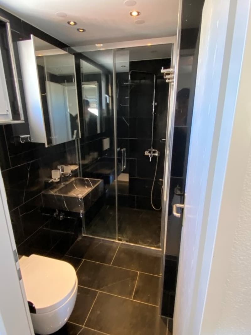 Appartement moderne de 4.5 pièces avec balcon et vue panoramique – La Chaux-de-Fonds (10)