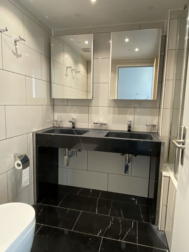 Appartement moderne de 4.5 pièces avec balcon et vue panoramique – La Chaux-de-Fonds (12)