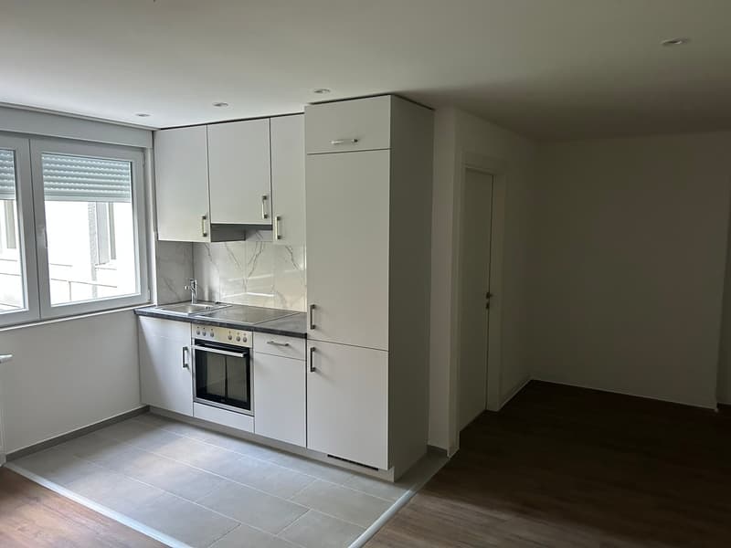 Appartement 4 pièces en cours de rénovation avec balcon à La Chaux-de-Fonds (1)
