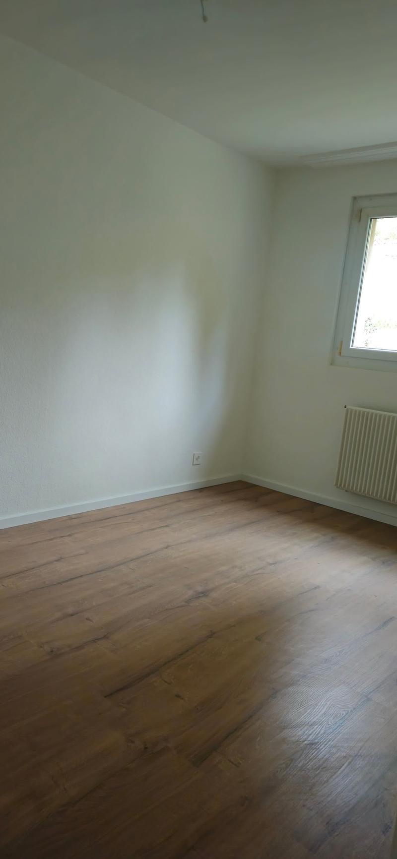 Appartement 2.5 pièces rénové à La Chaux-de-Fonds – disponible immédiatement (5)