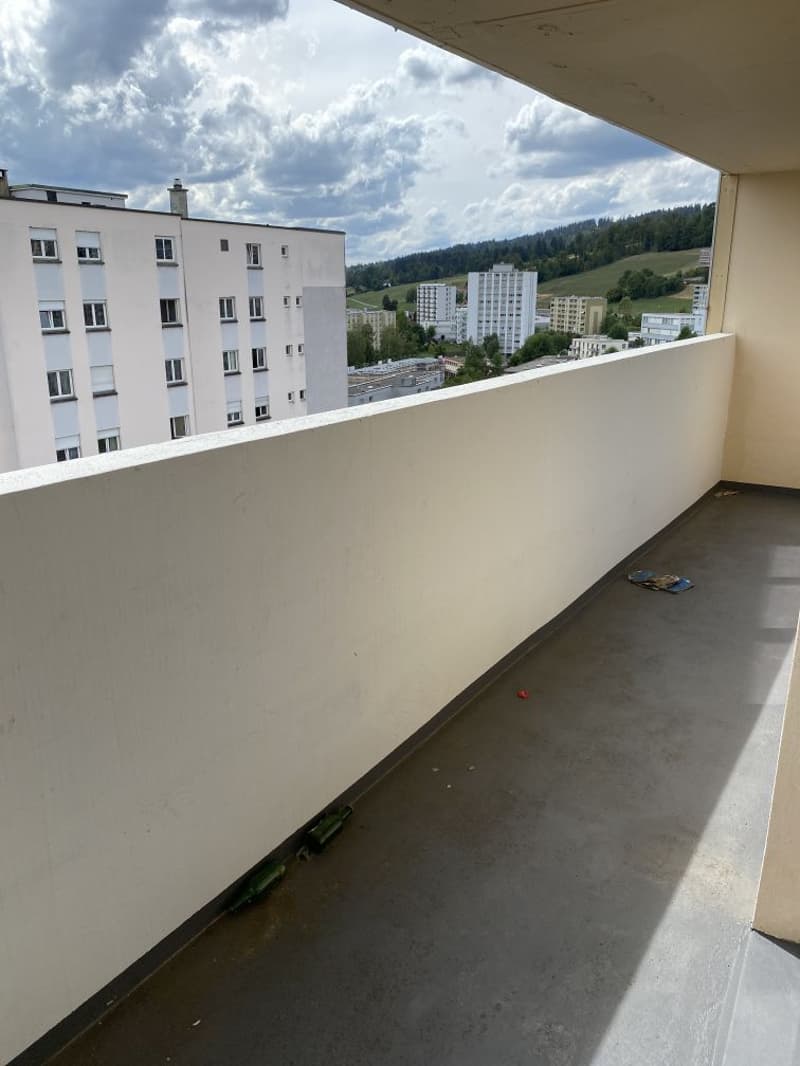Appartement moderne de 4.5 pièces avec balcon et vue panoramique – La Chaux-de-Fonds (5)