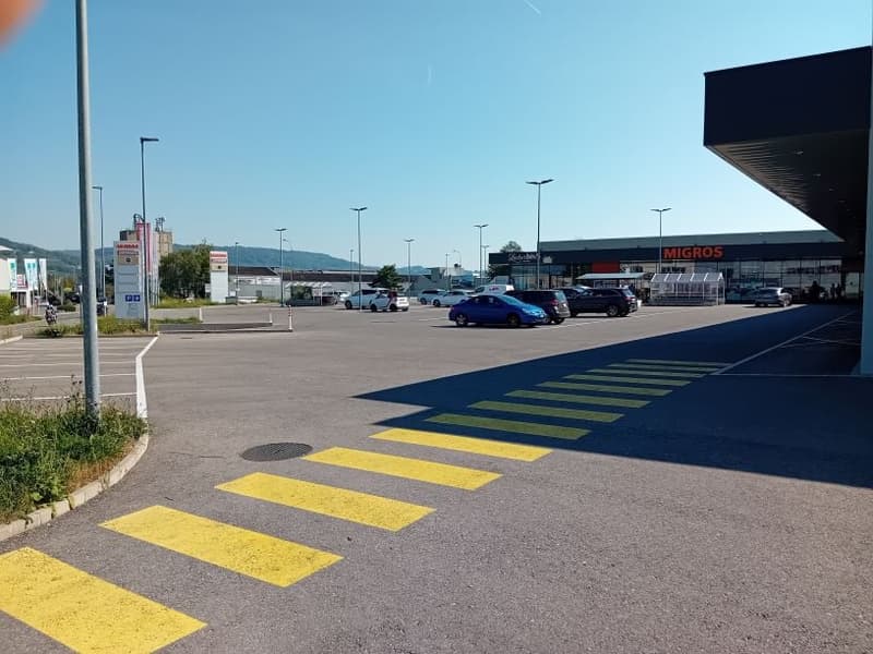 Modernes Einkaufszentrum mit sehr stabilen Mietern und mit großem Potenzial (11)