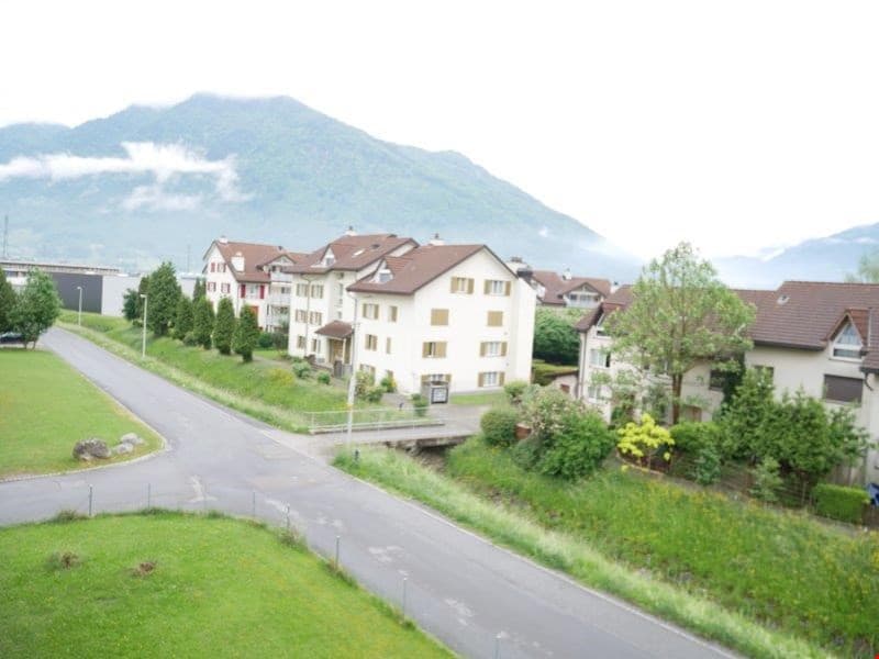 Helle 2-Zimmer-Wohnung mit Balkon und Bergblick in Bilten (5)