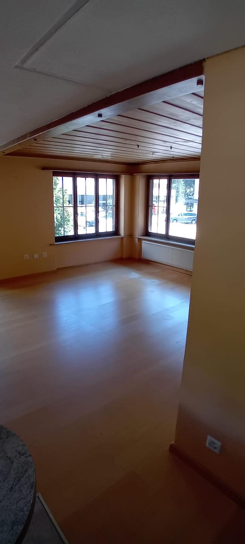 Charmante 3.5-Zimmer-Wohnung im Herzen von Küblis (4)