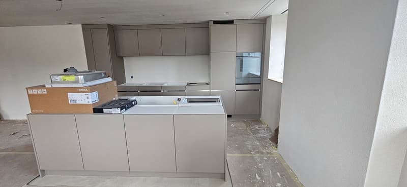 First rental of a 3.5-room apartment in a renovated old building with 2 balconies (8)