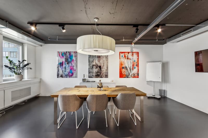Trendy office/showroom space with versatile usage possibilities (6)