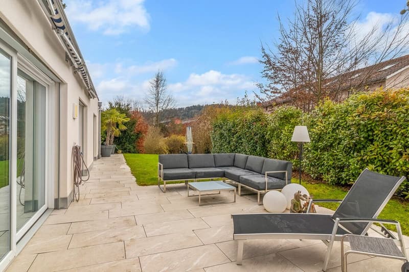 Appartement de jardin luxueux avec tous les extras ! (9)