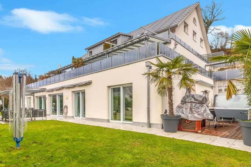 Appartement de jardin luxueux avec tous les extras ! (16)