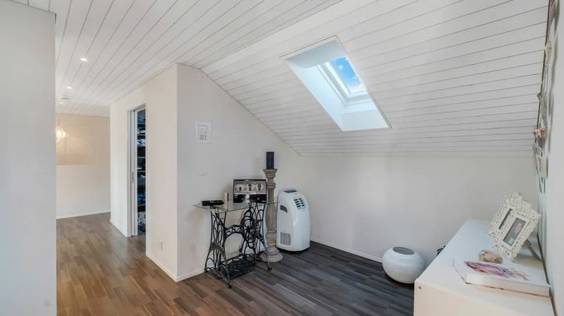 Charming property in a green setting with very high privacy! (9)
