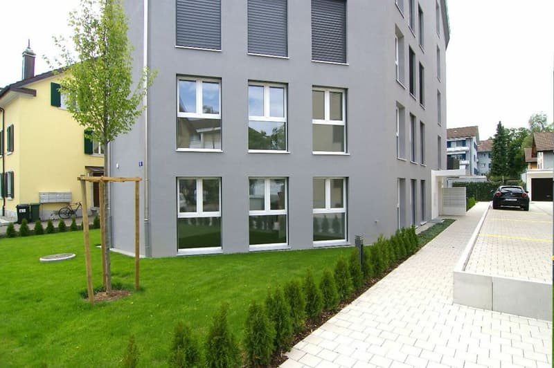 Designer apartment for singles and couples (5)
