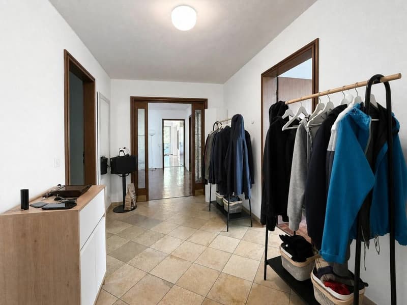 5.5 Zimmerwohnung an ruhiger Lage mit grosszügigem Garten (6)
