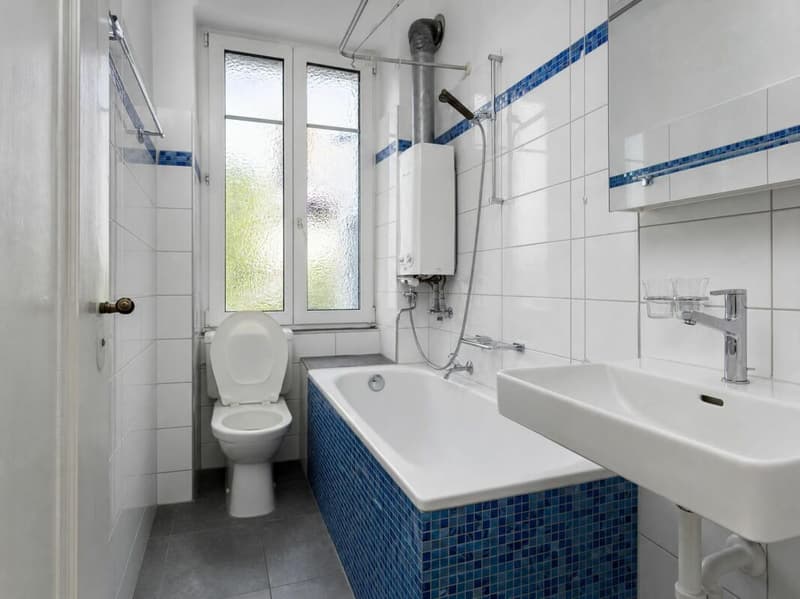 Tolle und sonnige Altbauwohnung mit Charme - Nähe KSW (10)