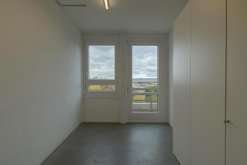 Living above the roofs of Freilager, 5.5 rooms with large terrace (6)