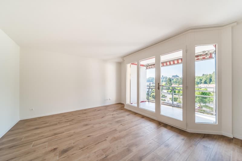 Appartamento di lusso 4,5 locali per famiglie in posizione ideale con vista, Coop in casa. (7)
