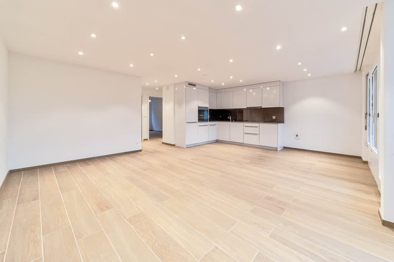 Appartement de luxe 3.5 pièces exclusif – fraîchement rénové & prêt à être occupé ! (2)