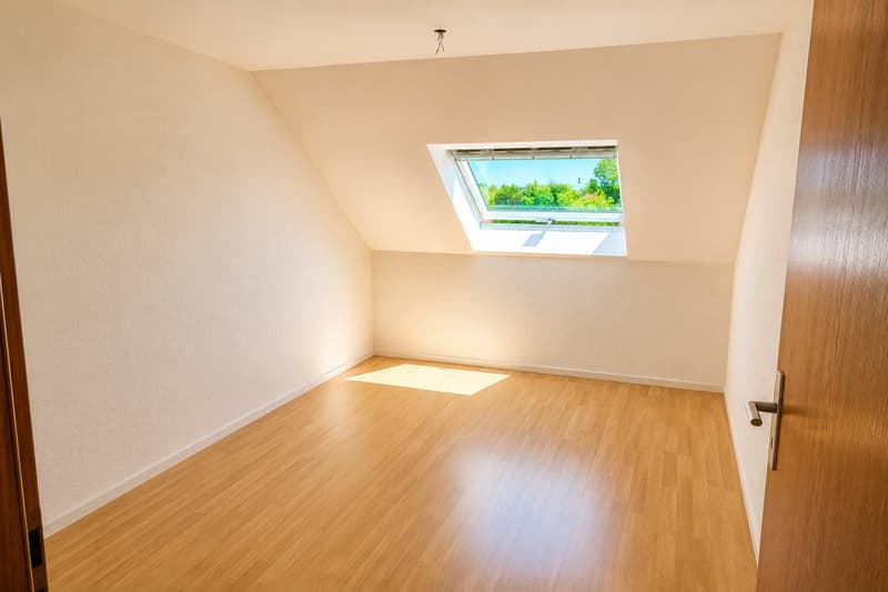 Exklusive 3.5-Zimmer-Luxuswohnung – frisch renoviert & bezugsbereit! (12)