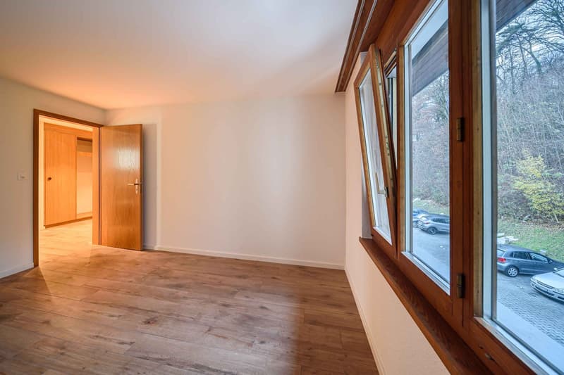 Exklusive 3.5-Zimmer-Luxuswohnung – frisch renoviert & bezugsbereit! (12)