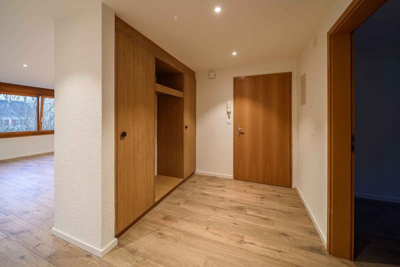 Exklusive 3.5-Zimmer-Luxuswohnung – frisch renoviert & bezugsbereit! (4)