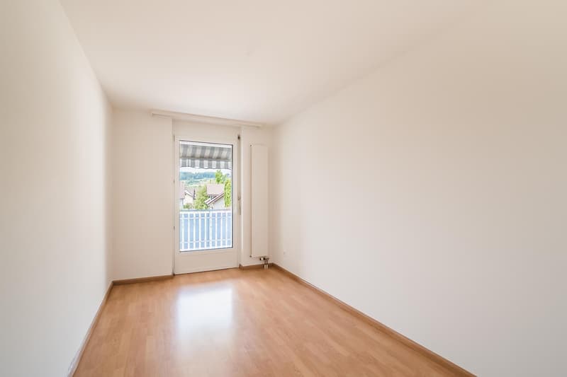 Helle wunderschöne neu renovierte 4.5-Zimmer-Wohnung an zentraler Lage. (22)
