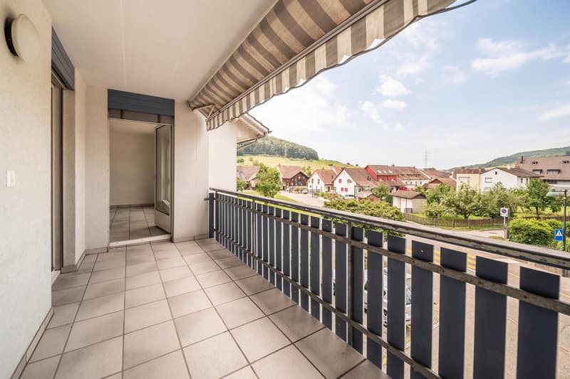 Helle wunderschöne neu renovierte 4.5-Zimmer-Wohnung an zentraler Lage. (35)