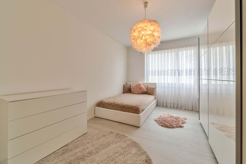 Luxuriöse 3.5-Zimmer-Wohnung in Toplage mit Ausblick (12)